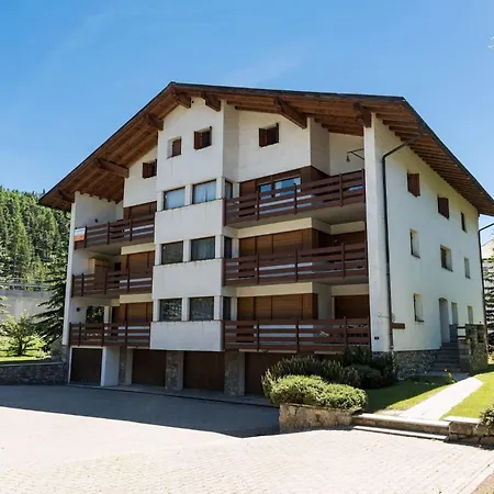 Chesa San Gian - Terrace On Garden Apartament Celerina/Schlarigna